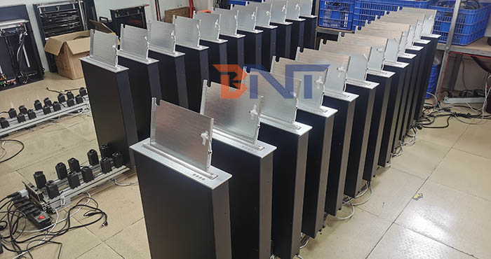 23 units tablet PC lifts and microphone lifts were ready after finishing inspection