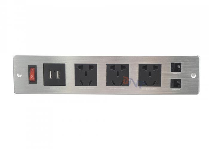 Wall media mounting socket WP503